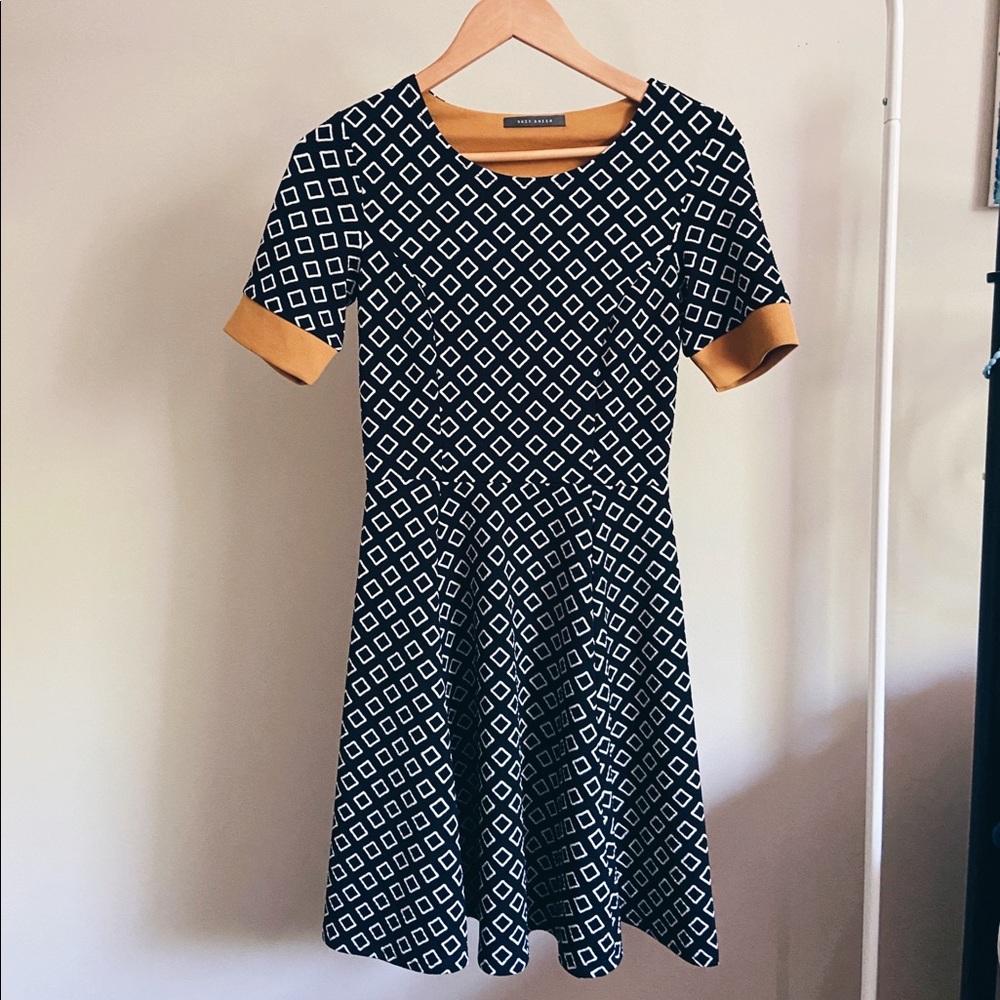 NWOT Suzy Shier Dress